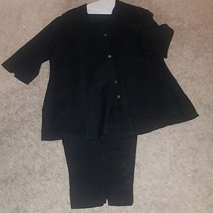 Black linen capri pants suit